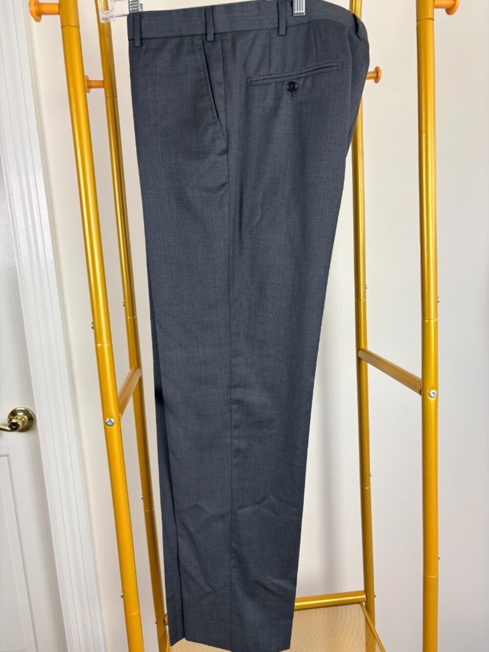 Sleek Emporio ARMANI Gray Mens Dress Pants 36 Waist